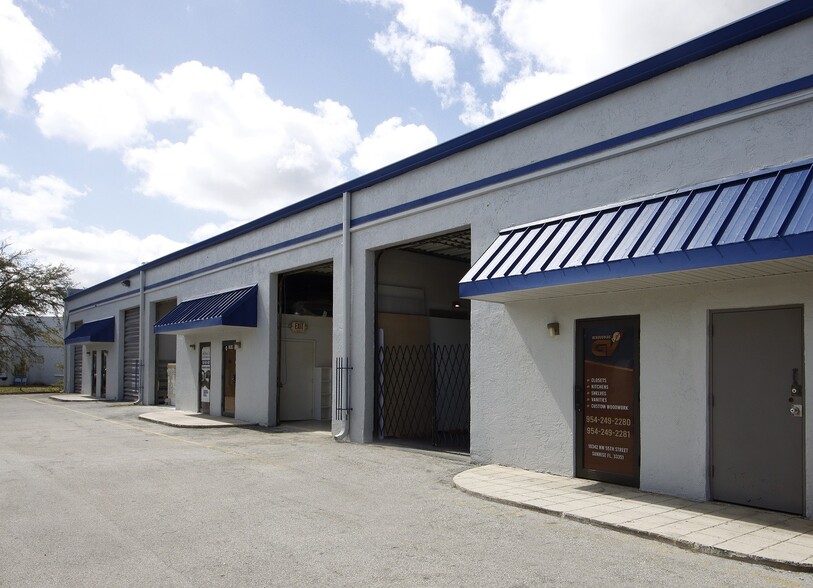 Primary Photo Of 10330-10372 NW 55th St, Sunrise Warehouse For Lease