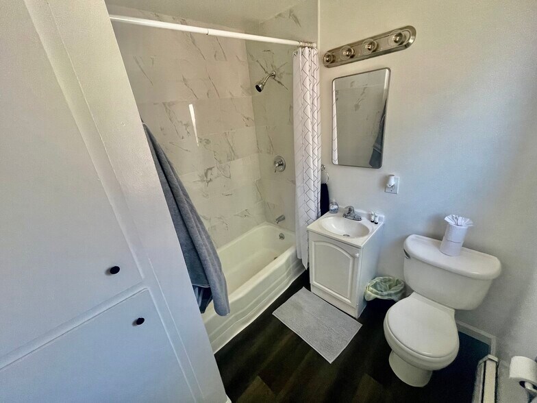 More Photos Of 929 Wheeler Ave, Reno Apartments For Sale