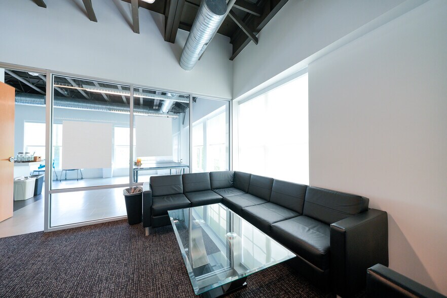 More Photos Of 630 Davidson Gateway Dr, Davidson Medical For Sale