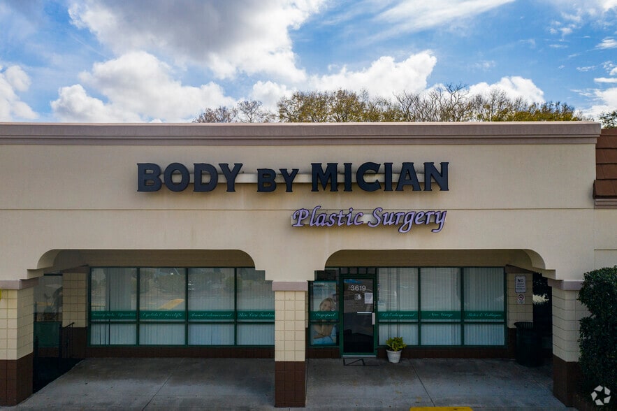 More Photos Of 8411-8419 N Dale Mabry Hwy, Tampa Unknown For Lease