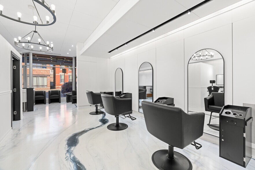 More Photos Of 1915-1917 N Damen Ave, Chicago Storefront For Sale