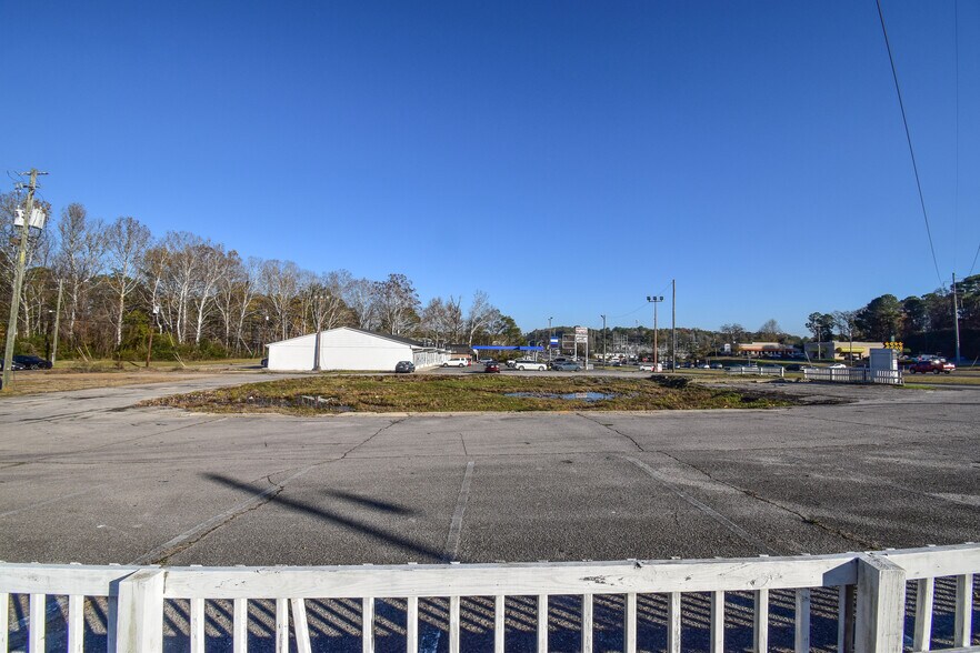 More Photos Of 824 McFarland Blvd, Northport Land For Sale