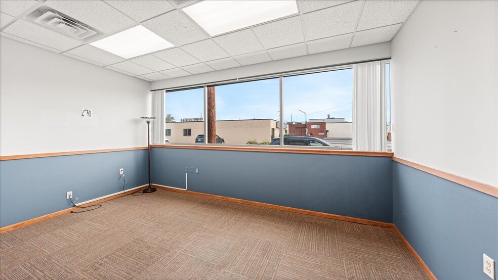 More Photos Of 1212 Horton St, La Crosse Office For Lease