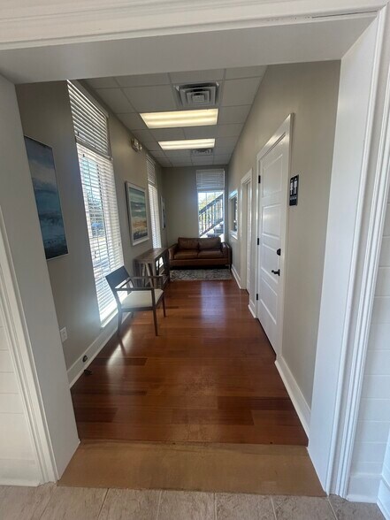More Photos Of 36250 Emerald Coast Pky, Destin Office For Lease