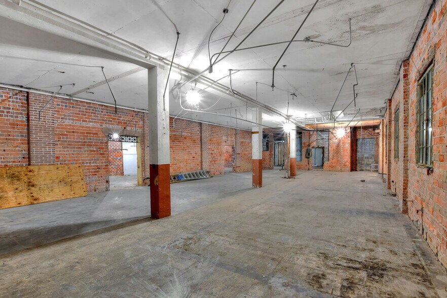 More Photos Of 206 Pilaklakaha Ave, Auburndale Apartments For Sale