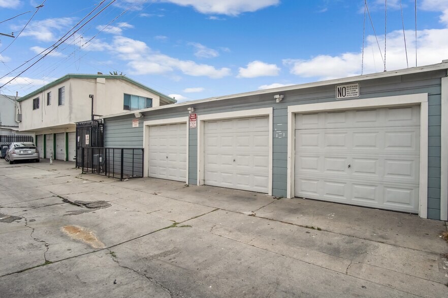 More Photos Of 1706 Sherman Pl, Long Beach Apartments For Sale