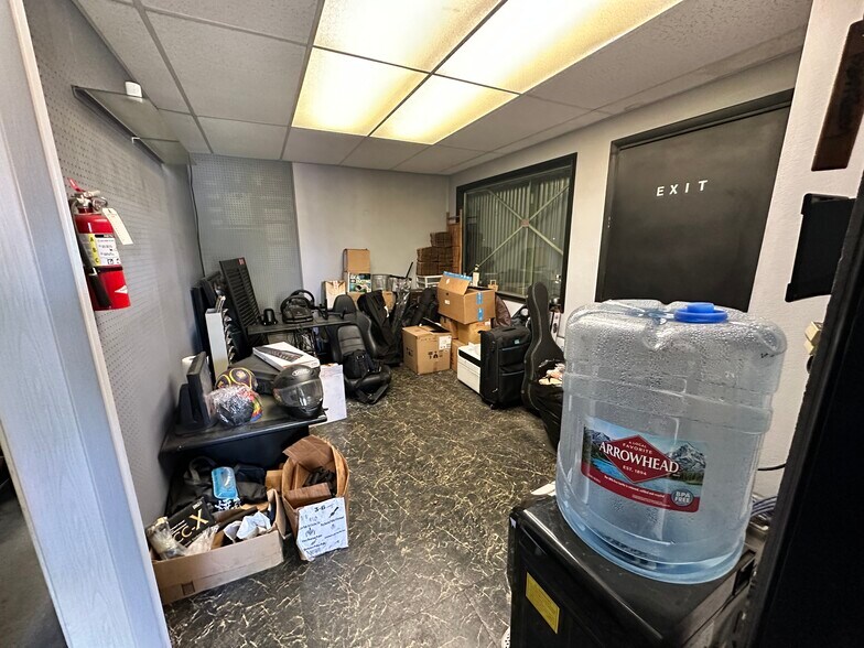 More Photos Of 705 W Commonwealth Ave, Fullerton Auto Repair For Lease