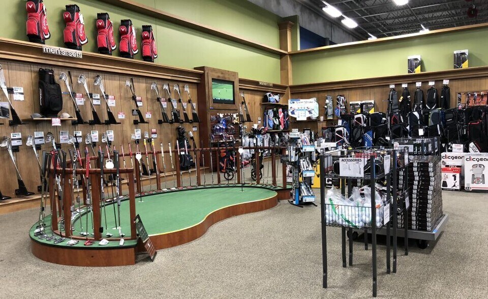 More Photos Of 5900 SW Huntoon St, Topeka Freestanding For Lease