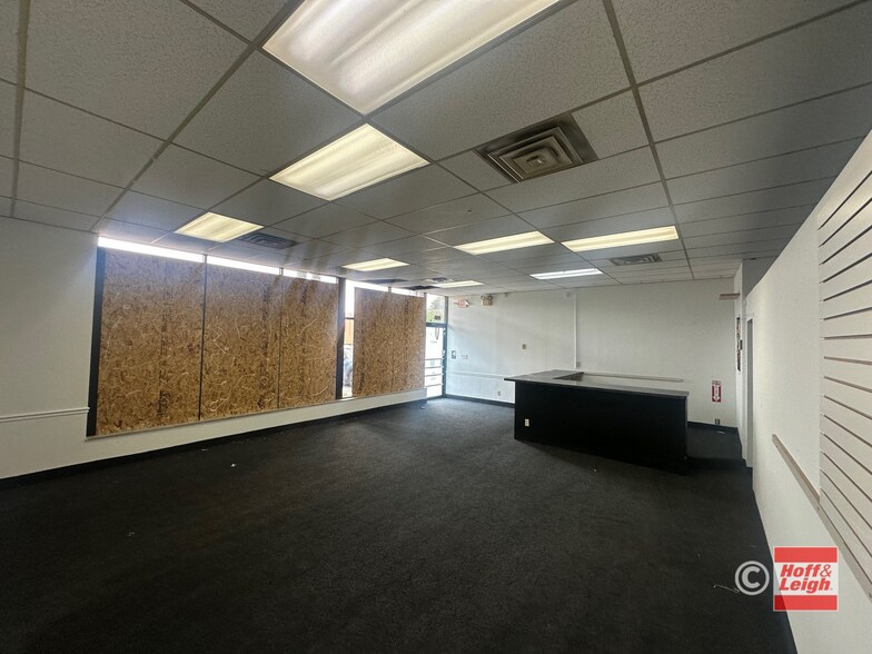 More Photos Of 4411 Kent Rd, Stow General Retail For Lease