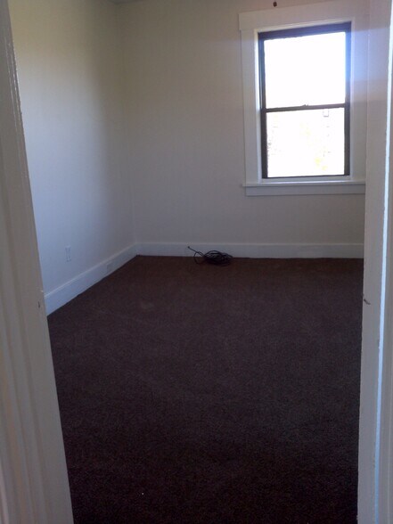 More Photos Of 2844 Louisiana Ave, Pittsburgh Apartments For Sale