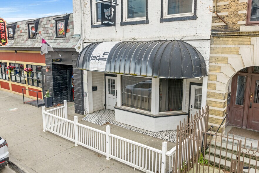 More Photos Of 21 Main St, Binghamton Restaurant For Sale