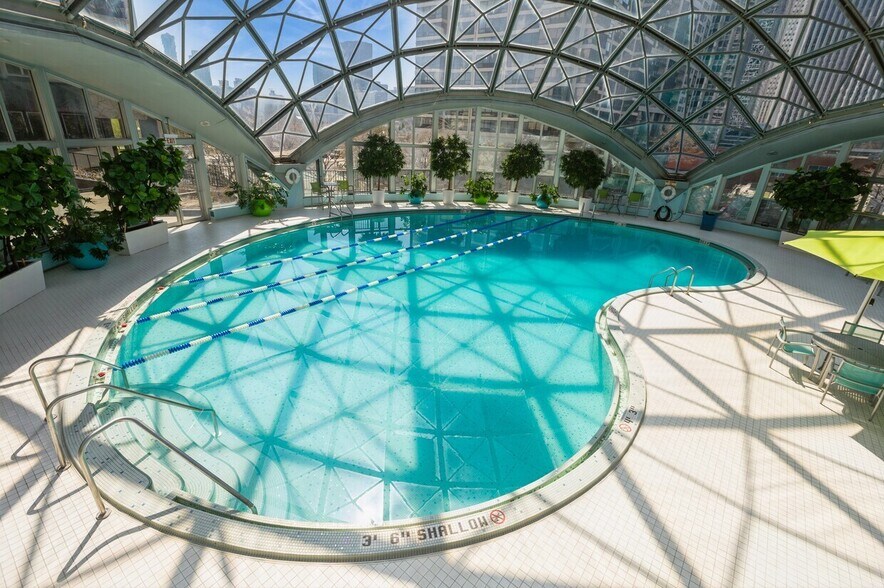 More Photos Of 400 E Randolph St, Chicago Apartments For Sale