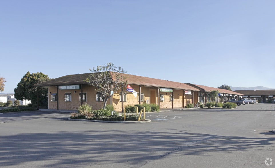 Primary Photo Of 191 San Felipe Rd, Hollister Unknown For Lease