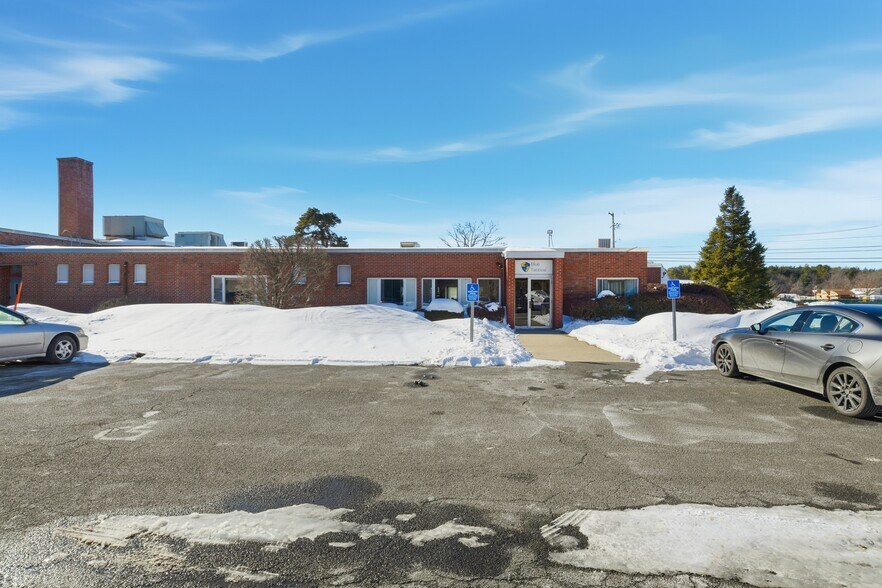 More Photos Of 109 Apremont Way, Westfield Manufacturing For Lease