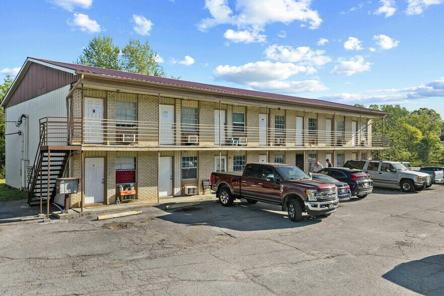 More Photos Of 1068 Wooddale Church Rd, Strawberry Plains Apartments For Sale