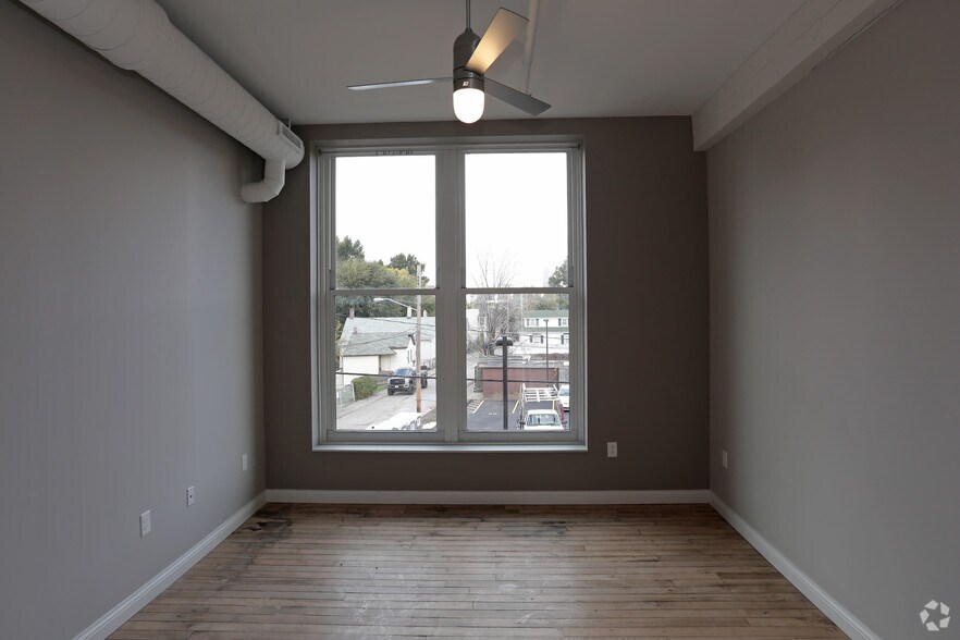 More Photos Of 2658 Scranton Rd, Cleveland Apartments For Lease