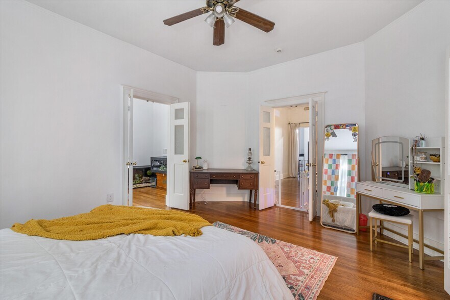 More Photos Of 2282 Central Ave, Memphis Loft Creative Space For Sale