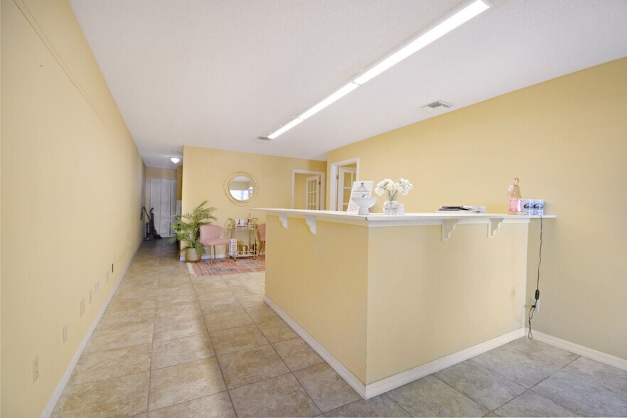 More Photos Of 2730 US 1, Saint Augustine Office For Sale