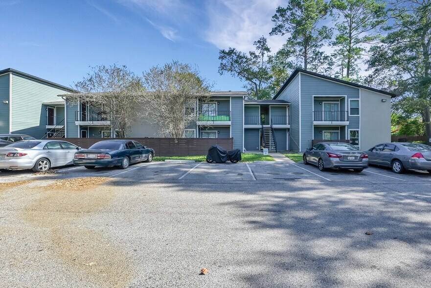 More Photos Of 510 Billie Bess Ln, Conroe Apartments For Sale