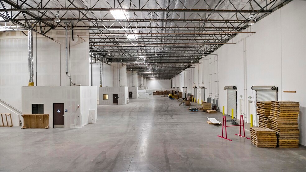 More Photos Of 2989 Lenwood Rd, Barstow Warehouse For Lease
