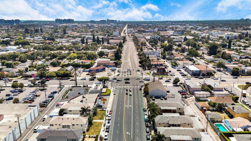 More Photos Of 12314 Washington Pl, Los Angeles Apartments For Sale