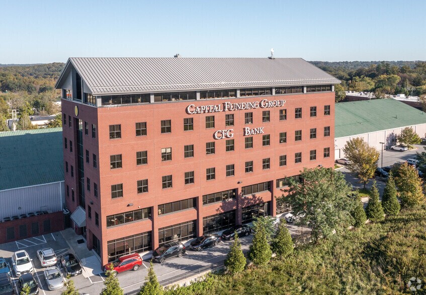 More Photos Of 1422 Clarkview Rd, Baltimore Office For Sale