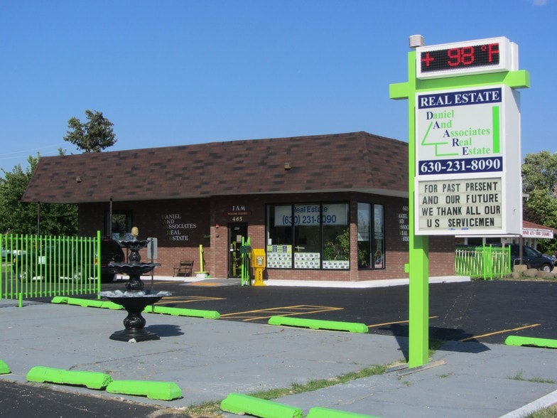 More Photos Of 465 E Roosevelt Rd, West Chicago Freestanding For Sale