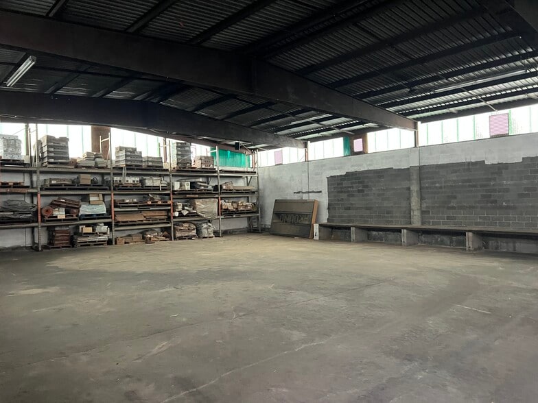 More Photos Of 251 Clay St, Manchester Warehouse For Lease