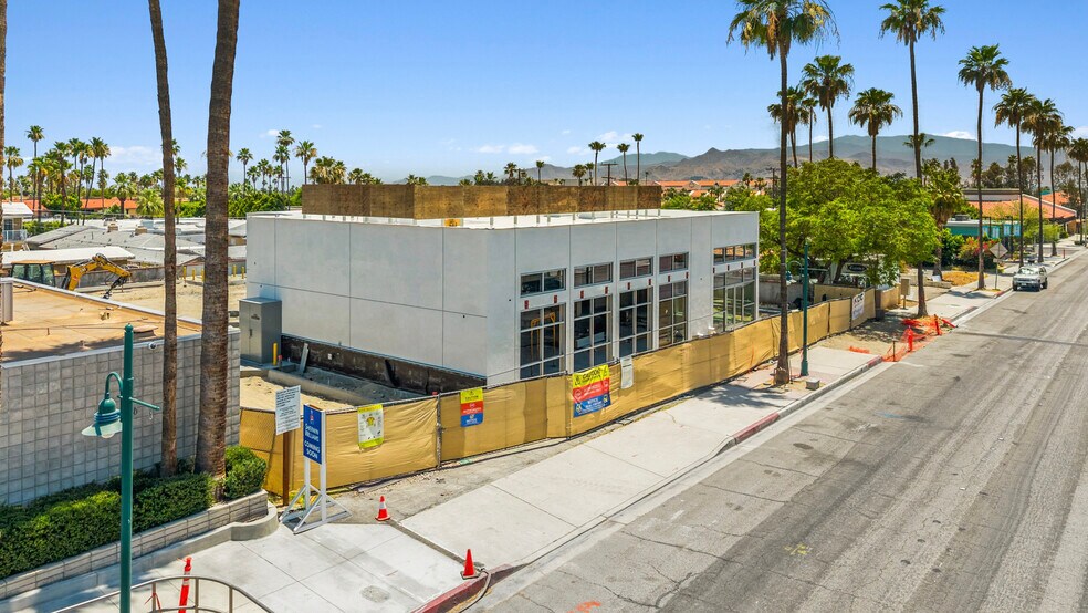 More Photos Of 1488 Palm Canyon Dr, Palm Springs General Retail For Sale