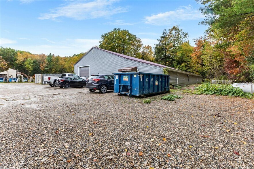 More Photos Of 155 Ushers Rd, Round Lake Warehouse For Sale