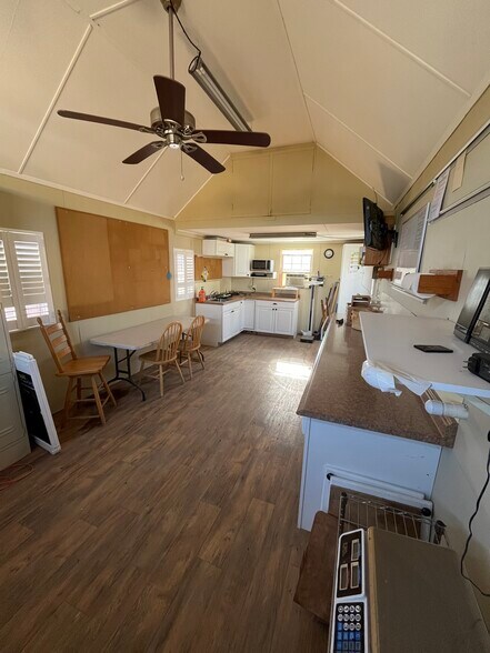 More Photos Of 5996 Augustine Herman Hwy, Cecilton Land For Lease