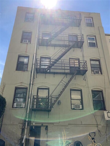 More Photos Of 114 43rd St, Union City Apartments For Sale