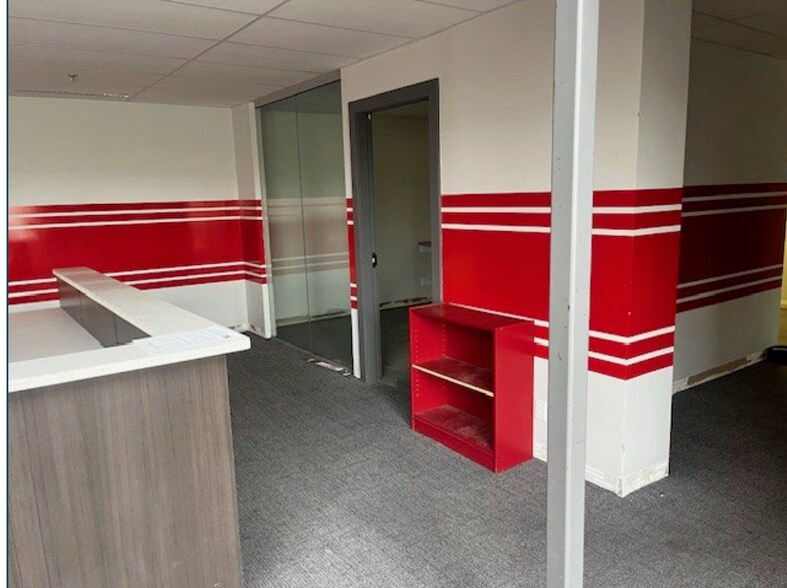 More Photos Of 10125-10179 109th St NW, Edmonton Apartments For Sale