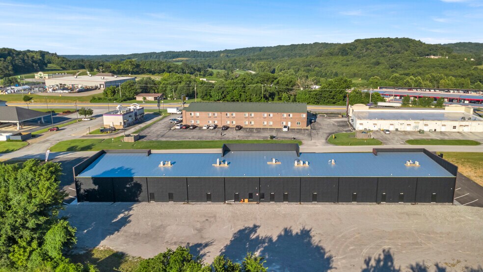 More Photos Of 116 College Rd, Pineville Light Distribution For Lease