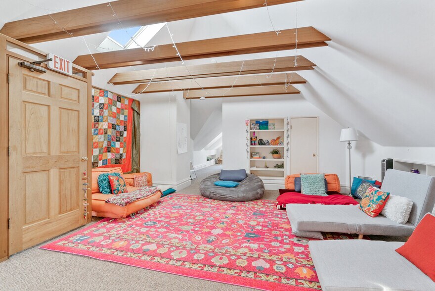 More Photos Of 603 Mission St, Santa Cruz Office For Sale