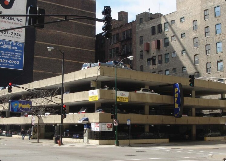 More Photos Of 600 S Clark St, Chicago Parking Garage For Sale