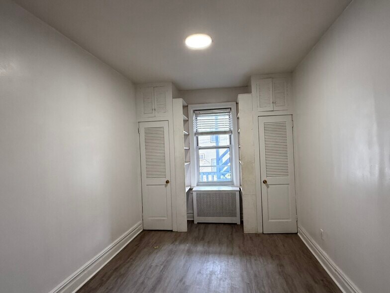 More Photos Of 872 Broadway, Bayonne Office For Sale