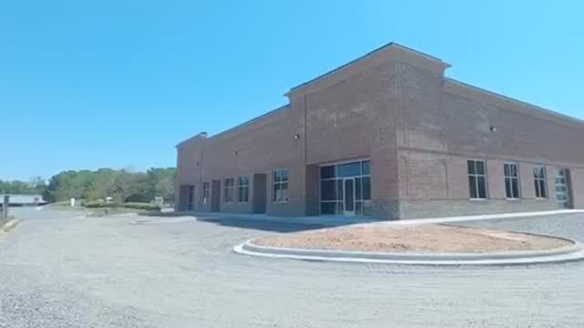 More Photos Of 123 Poplar Pointe Dr, Mooresville Flex For Lease