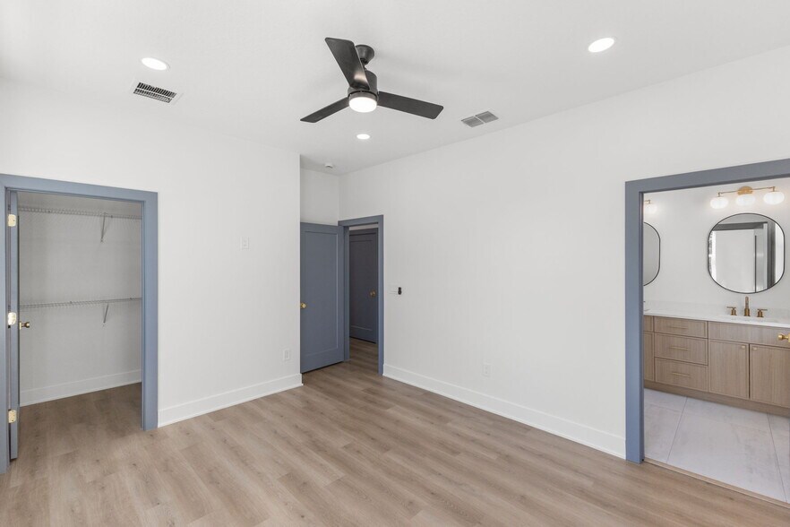 More Photos Of 2525 13th Ave N, Saint Petersburg Multifamily For Sale
