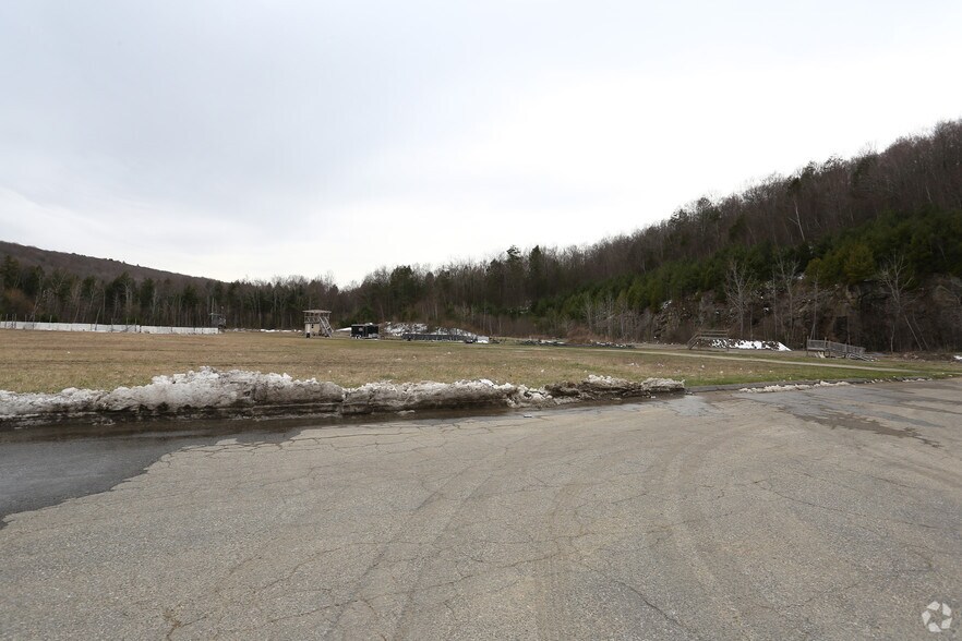 More Photos Of 200 New Hartford Rd, Winsted Land For Sale