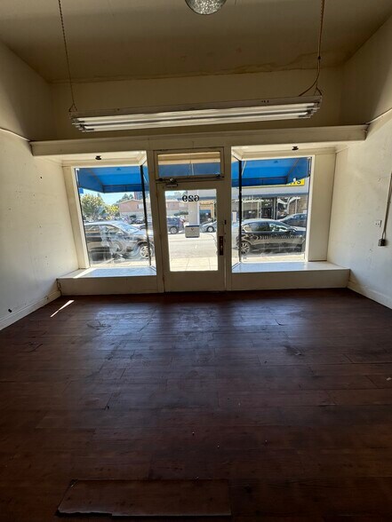 More Photos Of 629-639 S B St, San Mateo Storefront For Lease