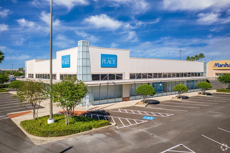 More Photos Of 45 S Loop 610, Houston Unknown For Lease