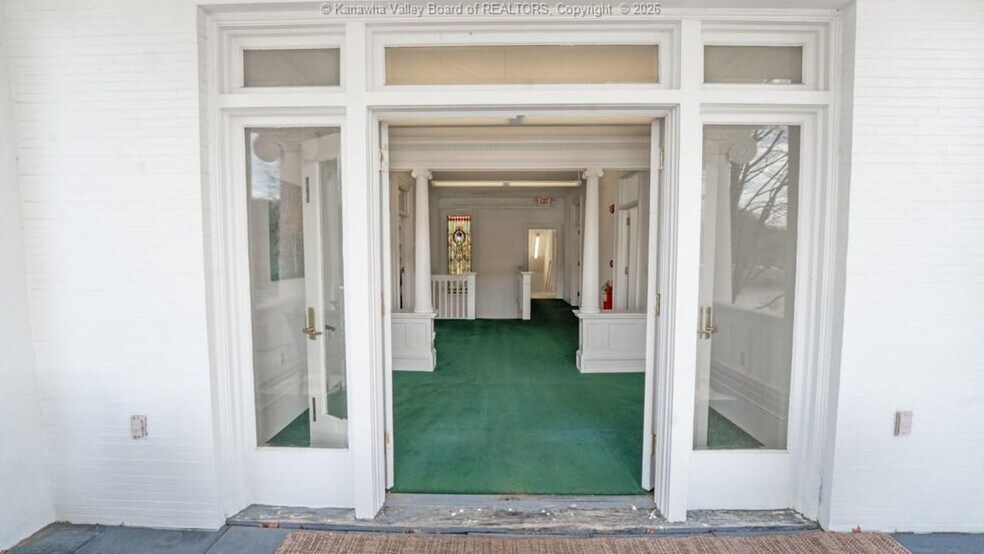 More Photos Of 1510 Kanawha Blvd E, Charleston Office For Sale