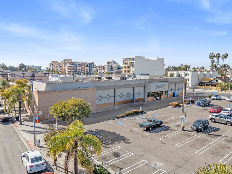 Primary Photo Of 535 Robinson Ave, San Diego Drugstore For Sale