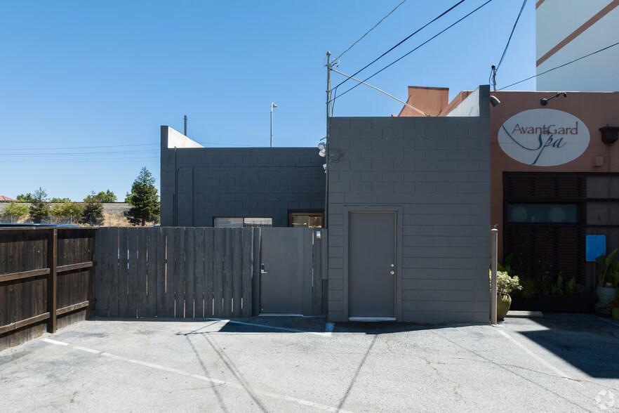 More Photos Of 1216 El Camino Real, San Carlos Storefront Retail Office For Sale