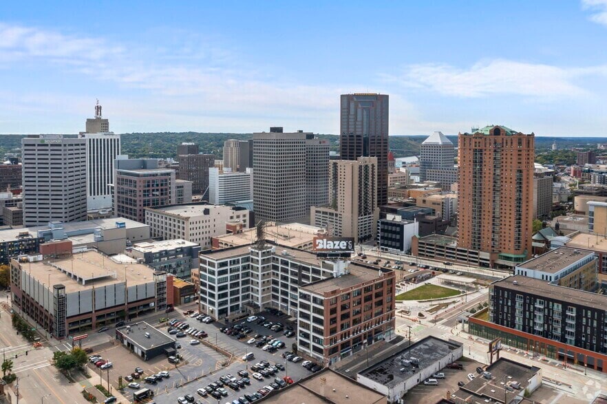 More Photos Of 132 10th St, Saint Paul Apartments For Sale