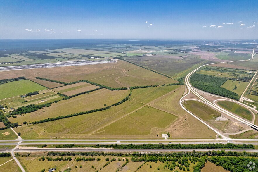 More Photos Of 4445 Highway 90 W, Dayton Warehouse For Sale