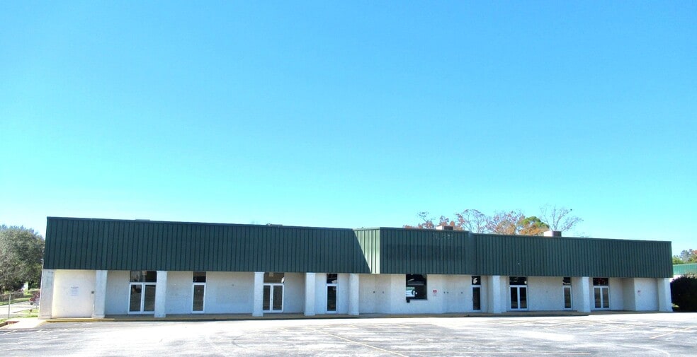 More Photos Of 1400 E Shotwell St, Bainbridge Freestanding For Sale