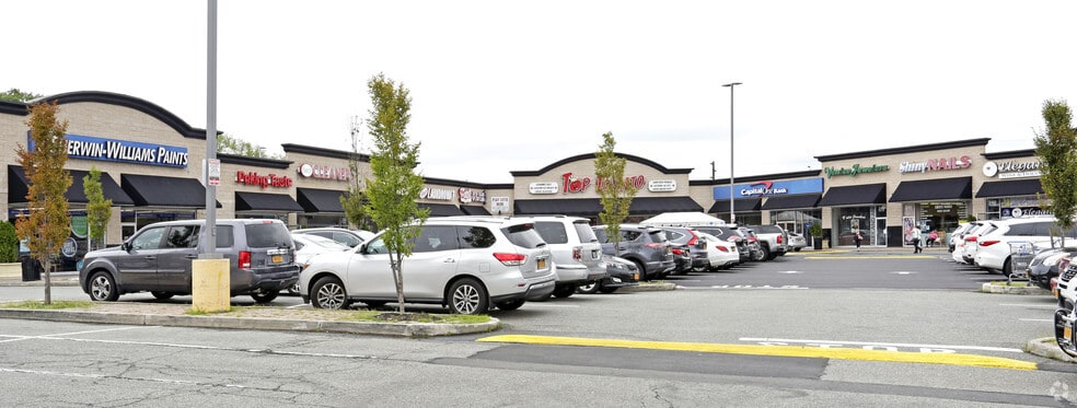More Photos Of 230-260 Page Ave, Staten Island General Retail For Lease