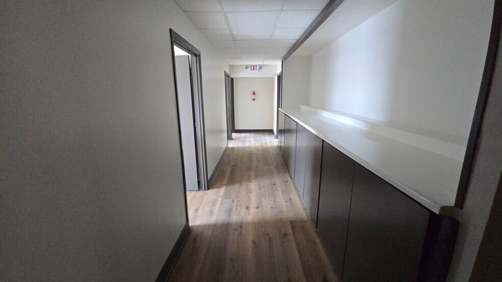 More Photos Of 3409 Spencer Hwy, Pasadena Office For Lease